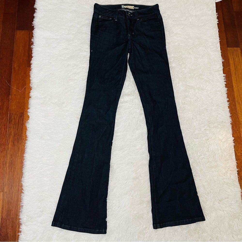 EUC Level 99 Flare Jeans in Rinse 26 2 Dark wash denim - Picture 5 of 16